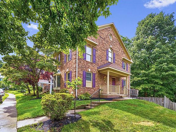 2nd image of 6000 Rockton Ct