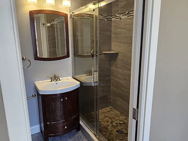503 Windsor St #2 — Photo 25