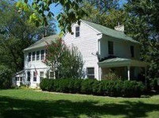 925 Asbury Ln, Troutville, VA 24175
