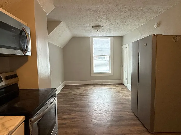 311 Taylor St — Photo 12