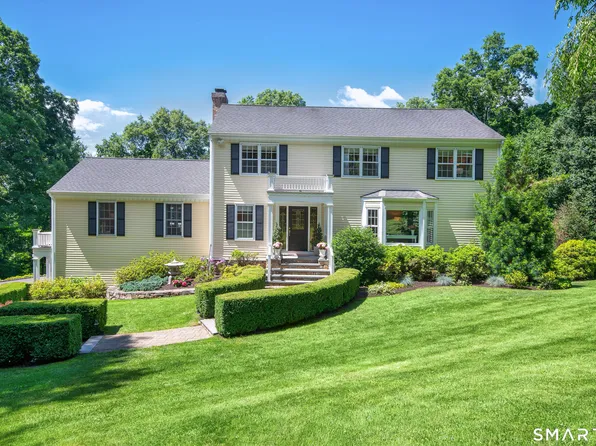 15 Hull Place, Ridgefield, CT 06877