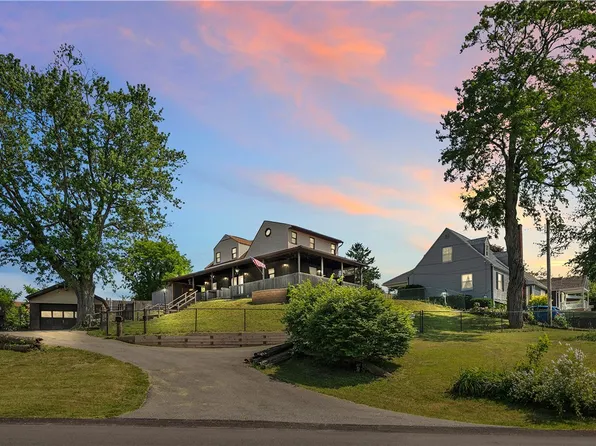 2149 Sunset Dr, West Mifflin, PA 15122