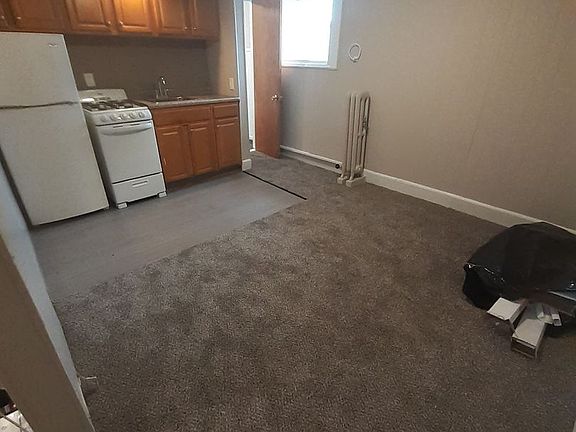 3rd image of 71-77 Medway St #5