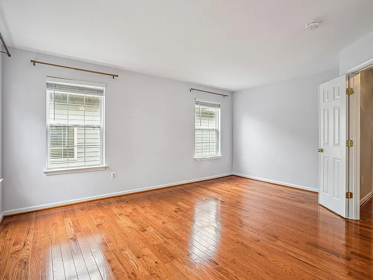9305 Sumner Lake Blvd — Photo 19