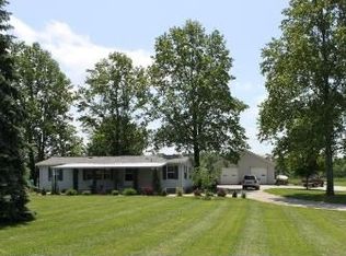 6725 New Harmony Rd, Martinsville, IN 46151