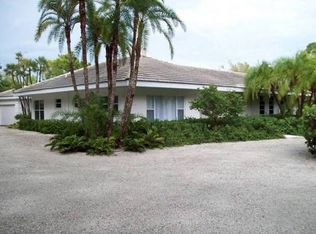 7711 Sanderling Rd, Sarasota, FL 34242