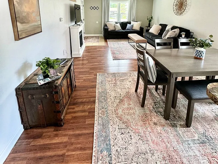 2708 S Rogers St #2708 — Photo 3