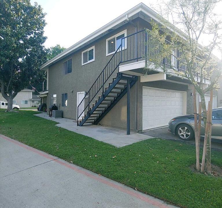 1st image of 2457 College Ln