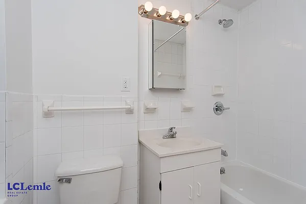 Rented by LC Lemle Real Estate Group | media 8