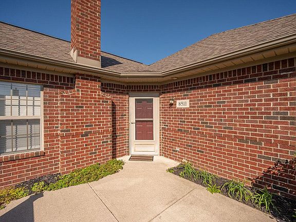 3rd image of 8511 Stonewoods Ln
