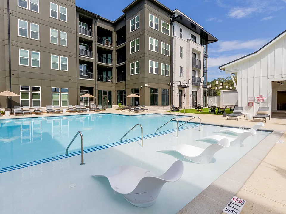 Goddard Point Hope apartments community photo