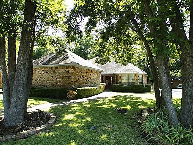 1st image of 430 Silver Creek Dr