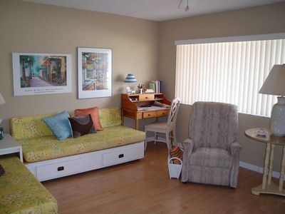 400 Village Green Cir #119, Palm Springs, FL, 33461