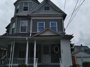 527 Huntington Rd #3RD, Bridgeport, CT 06610