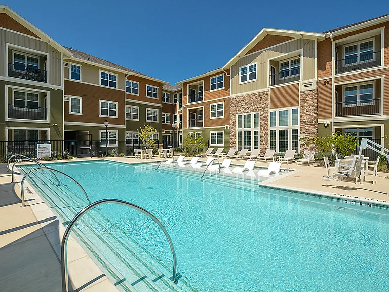 The Elliott Senior Apartments — Photo 5