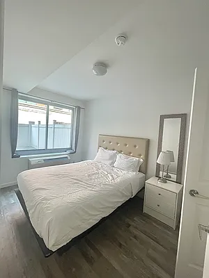 Rented by Avenues Real Estate | media 12