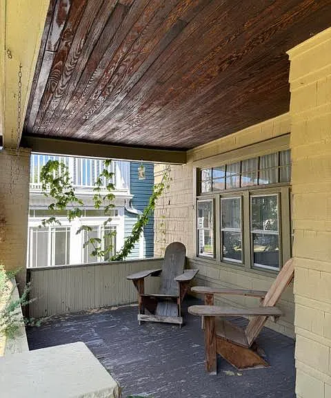 105 Florence Ave #1 — Photo 2