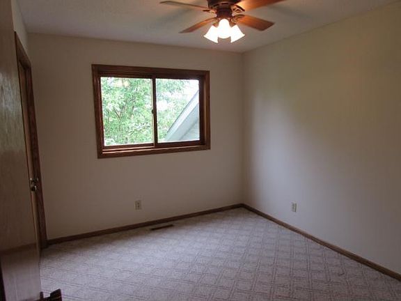two upper level bedrooms !
