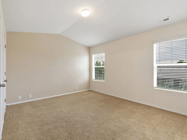 7475 Countryside Grv — Photo 16