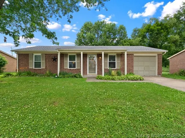 1305 Sunshine Lane, Jeffersonville, IN 47130