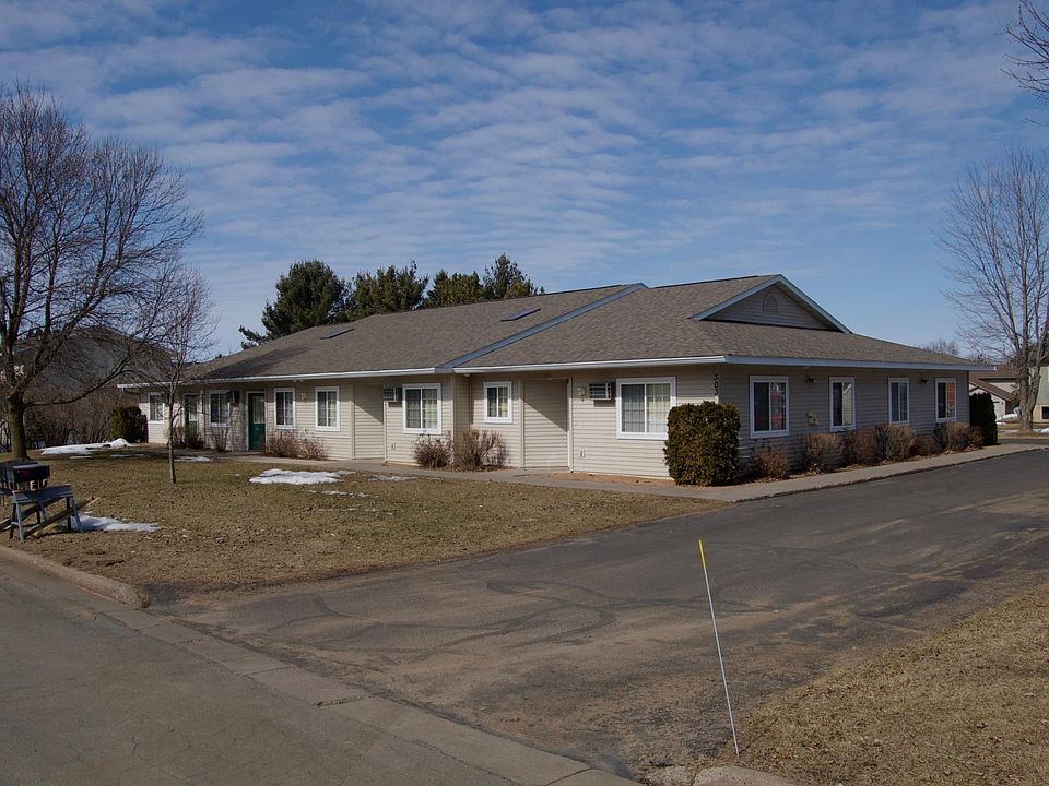 1st image of 303 Micheels Ln