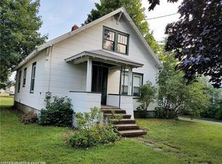 149 Maple Ave, Farmington, ME 04938