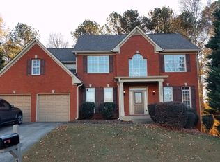 2808 Belfaire Lake Dr, Dacula, GA 30019