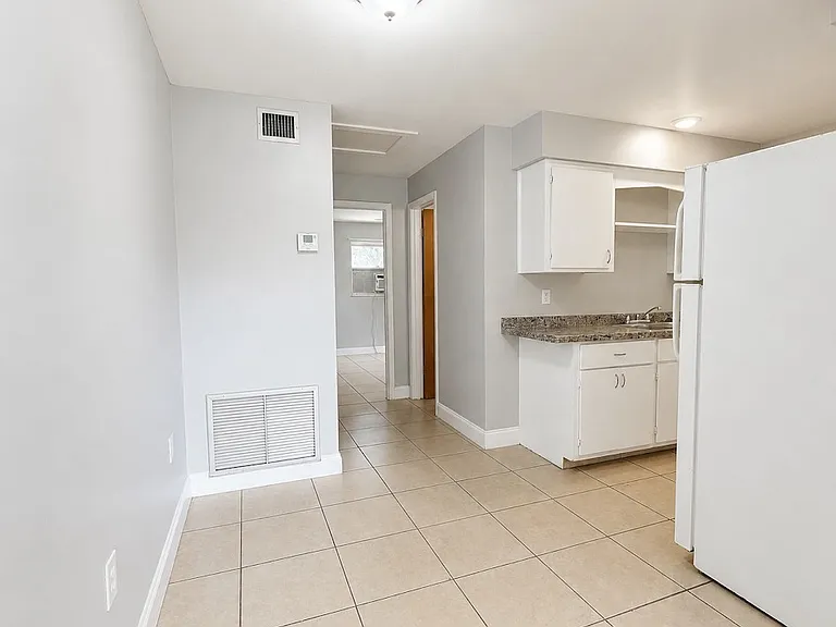 3304 Edgewood Ave — Photo 3
