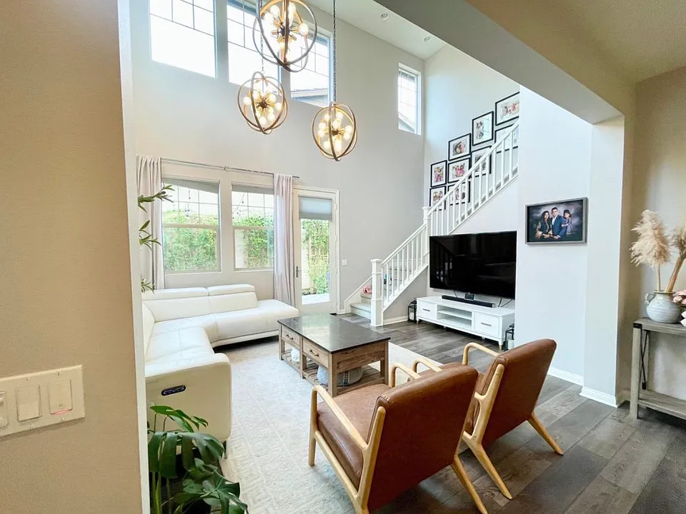 52 Majeza Ct