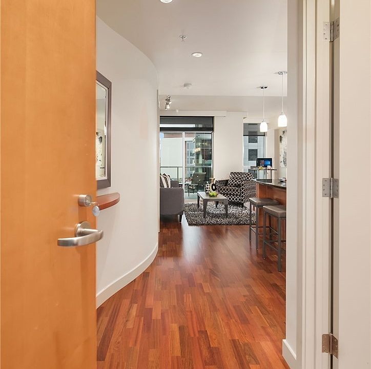 1st image of 10610 NE 9th Pl Unit 1008
