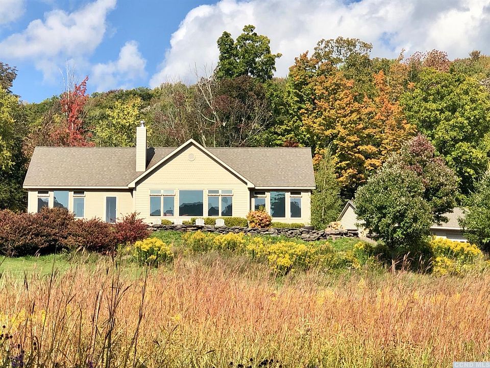 1st image of 161 Deer Ln