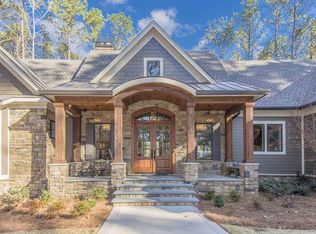 2571 Parrotts Pointe Rd, Greensboro, GA 30642