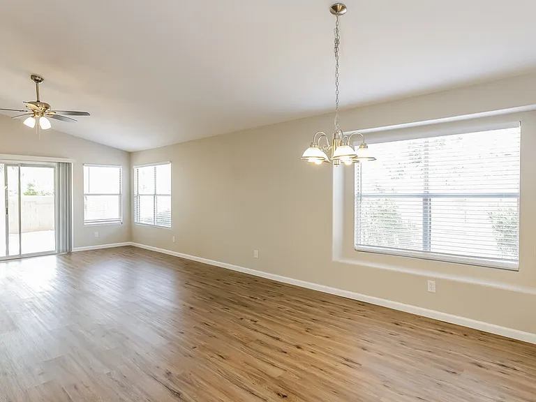 2044 S Avoca Cir — Photo 5