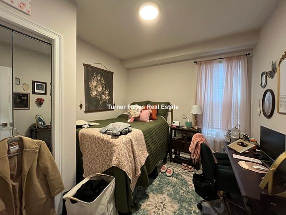 5th image of 23 Newport St #2F