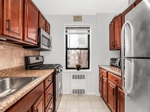 485 E Lincoln Avenue #411, Mount Vernon, NY 10552