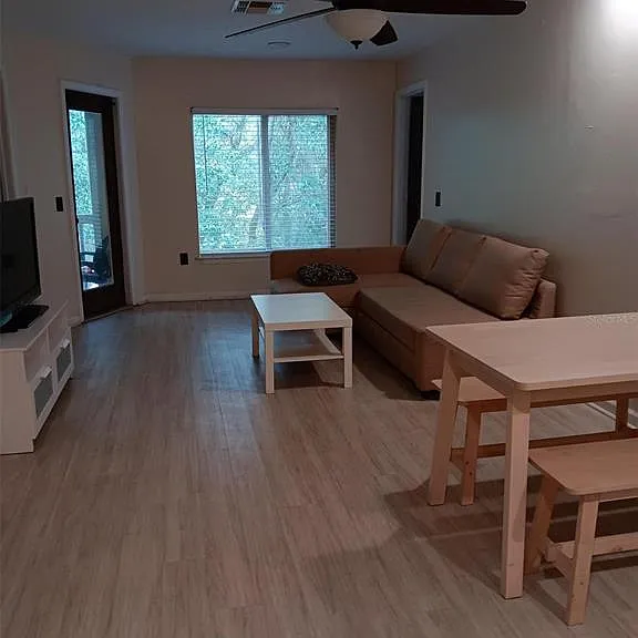 4000 SW 23rd St #4-308 — Photo 9