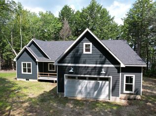 40 Blackcat Point Dr, Princeton, ME 04668