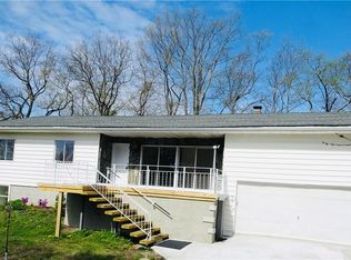 15 Hudson River Rd, Saugerties, NY 12477