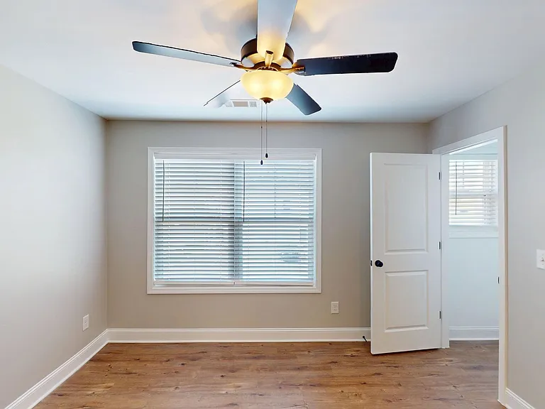 803 Levitan Dr — Photo 19