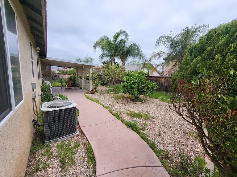 1873 Villines Ave — Photo 17
