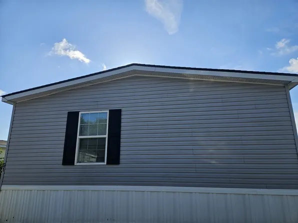 750 Dunlop Ln, Clarksville, TN