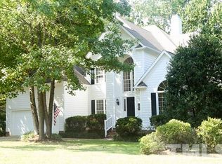 400 Modena Dr, Cary, NC 27513