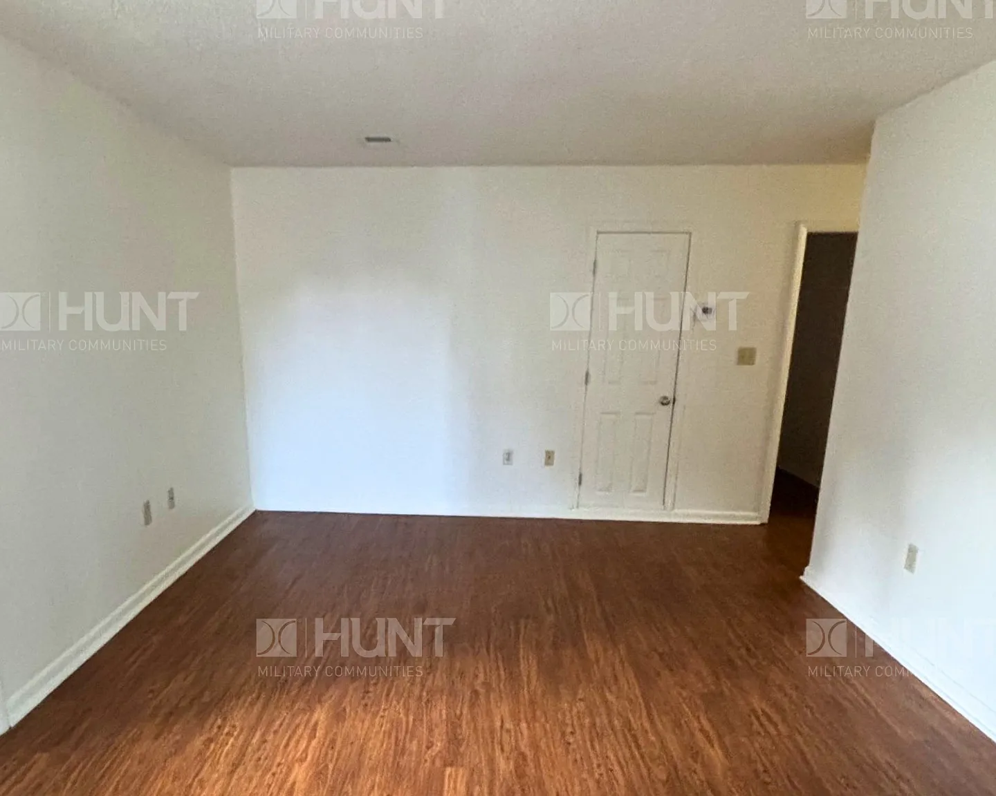 3 bed, 1.5 bath, 1304 sqft, $1,625 — Photo 3