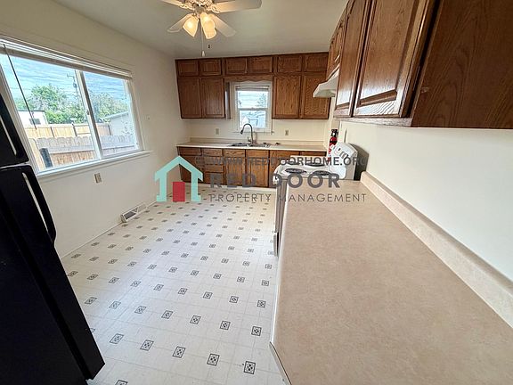 4th image of 1405 9th Ave S #1405