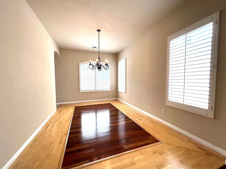 2237 Timber Rose Dr — Photo 8