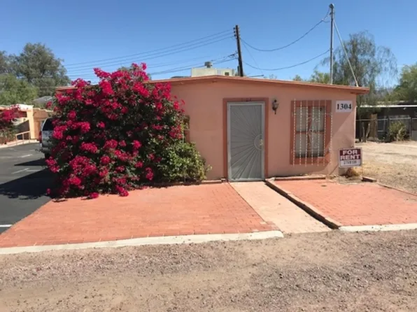 1304 N Alvernon Way, Tucson, AZ 85712