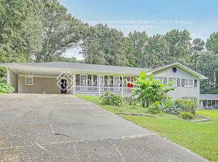 3086 Tolbert Dr, Decatur, GA 30033