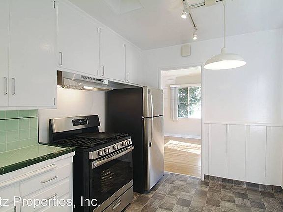 5th image of 1224 S Westgate Ave #10504805