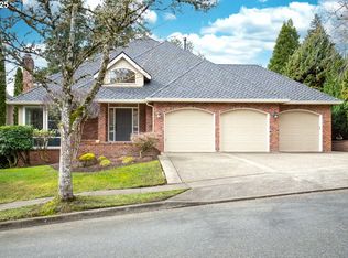 10195 SW Redwing Ter, Beaverton, OR 97007