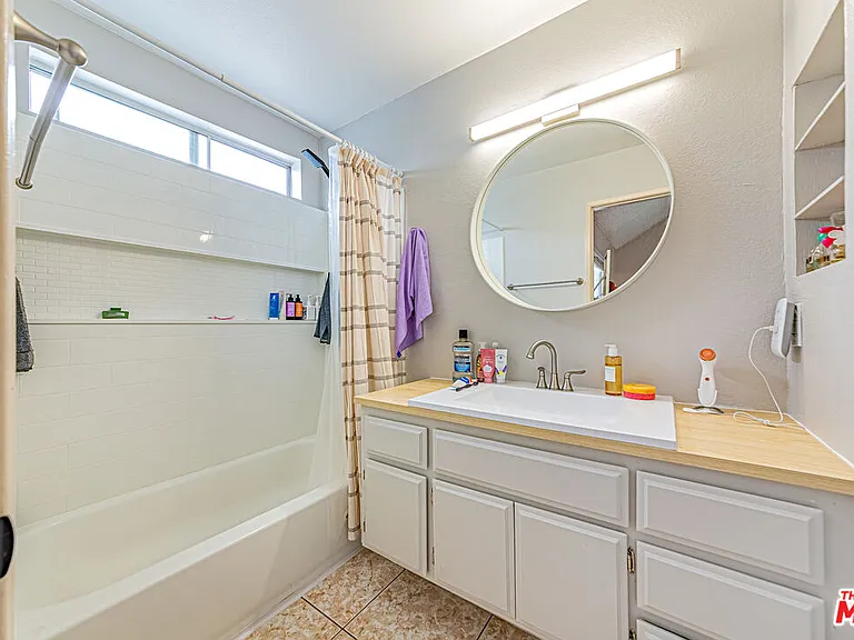 14742 Pioneer Blvd — Photo 21